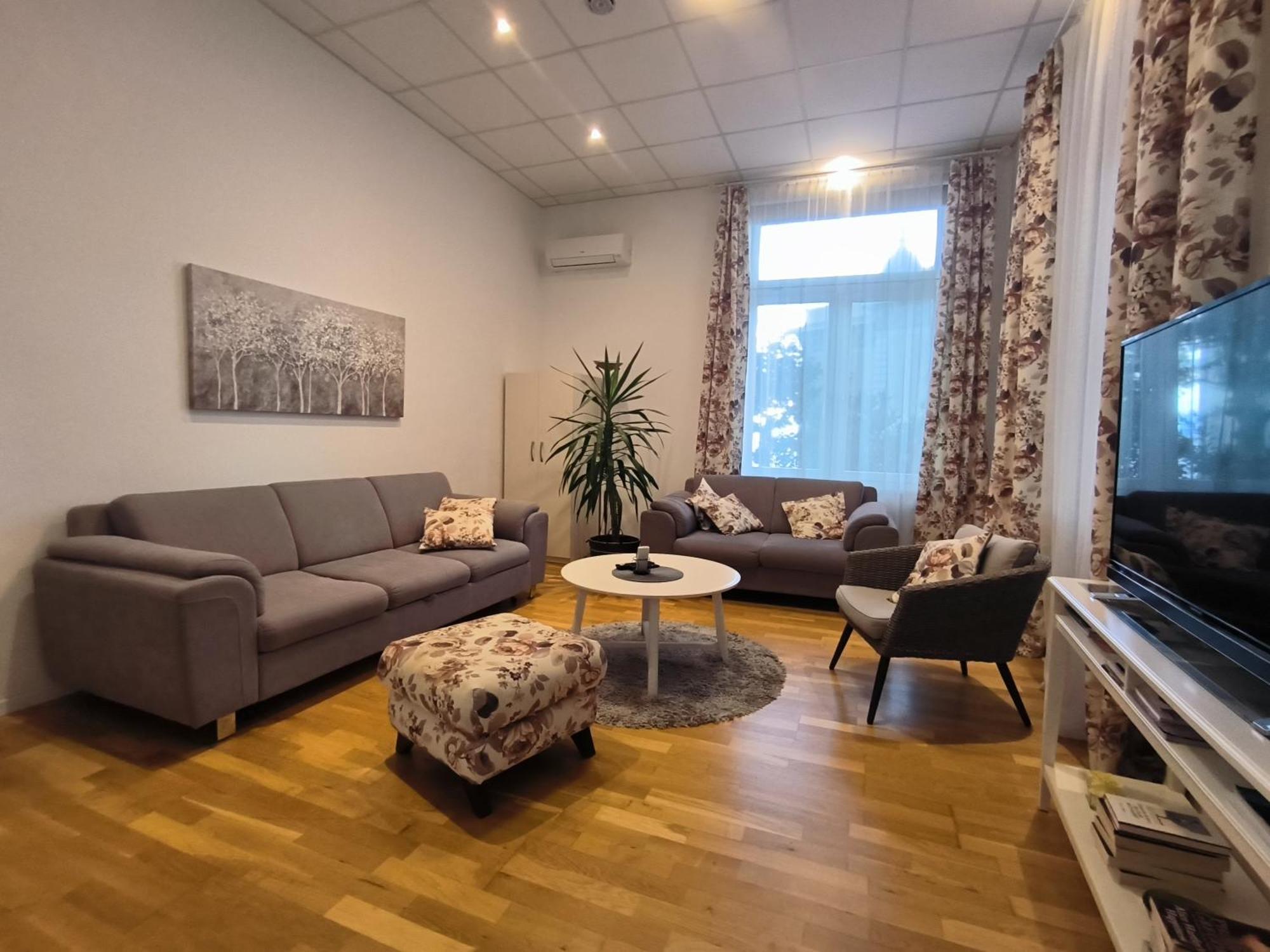 Superior Seaview Apartment Опатия Екстериор снимка