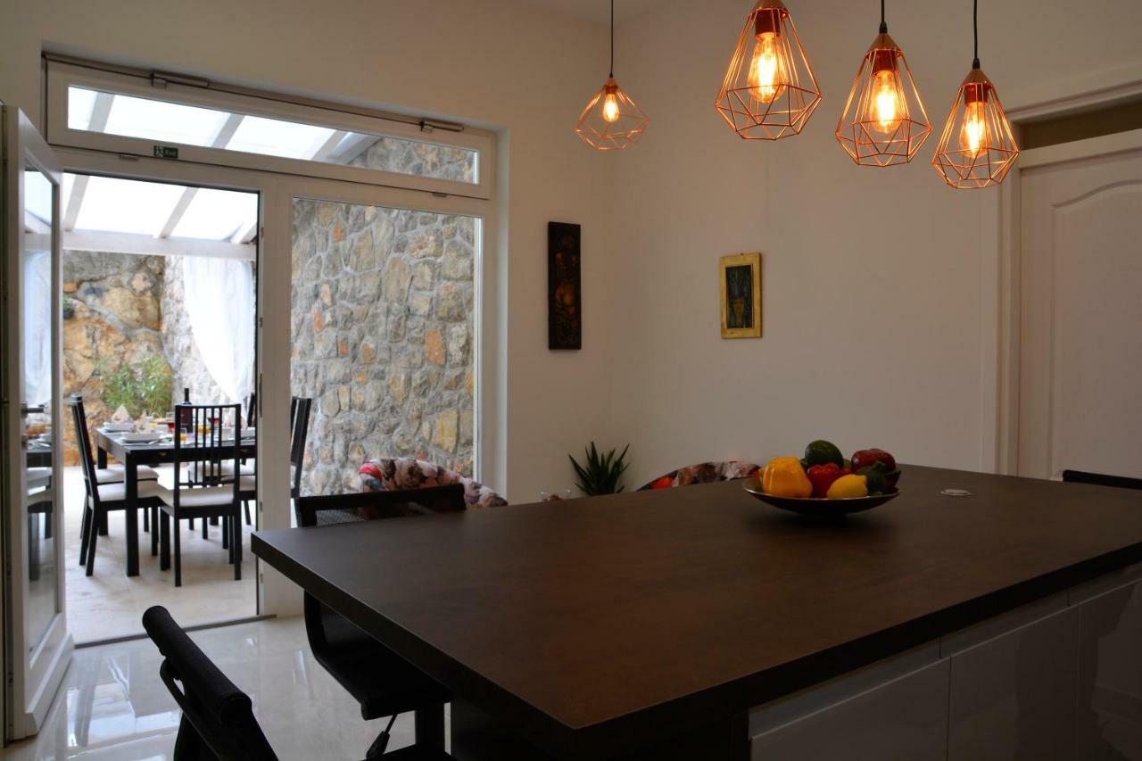 Superior Seaview Apartment Опатия Екстериор снимка
